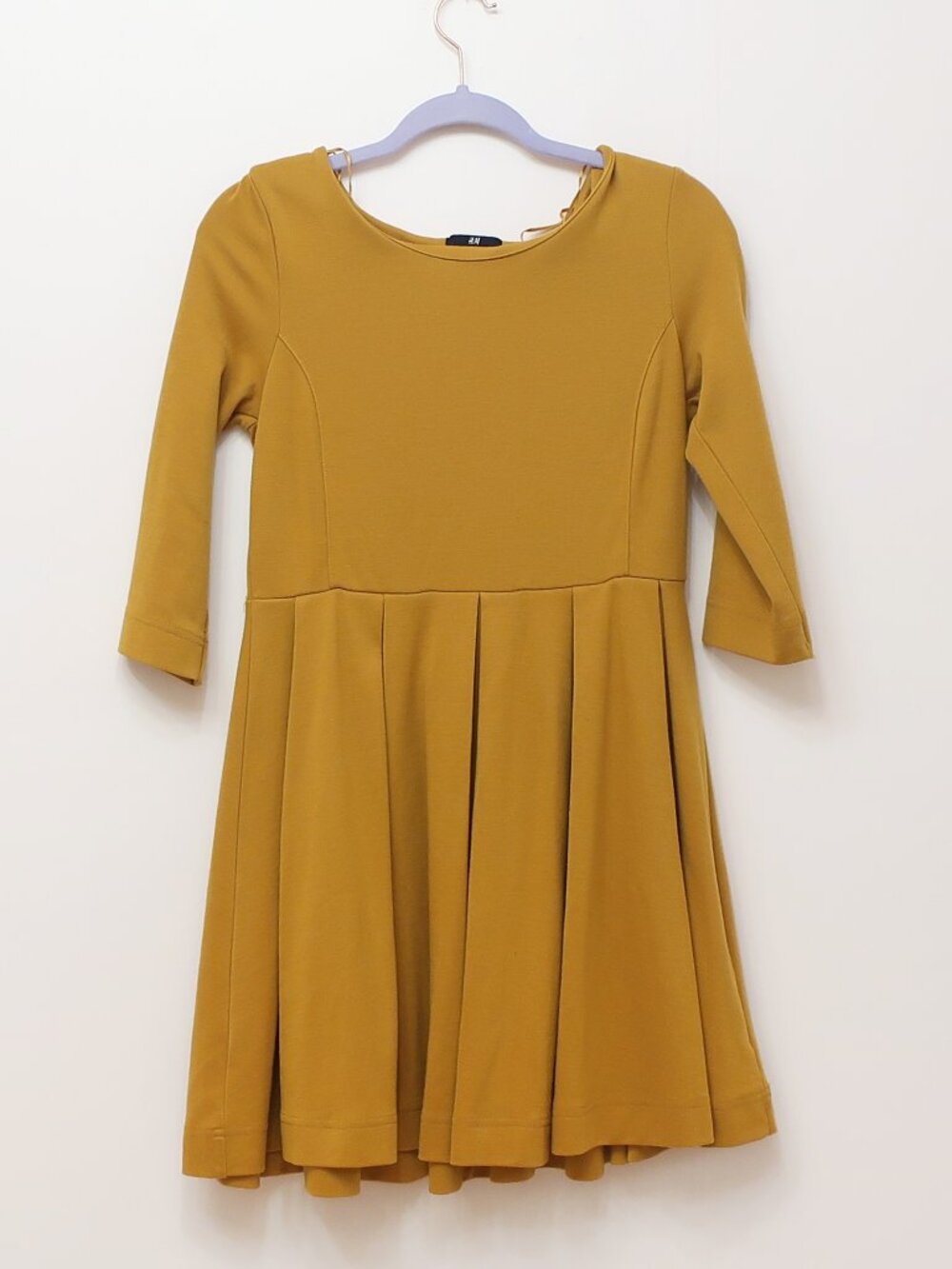H&M 3/4 sleeve fit and flare dress size medium